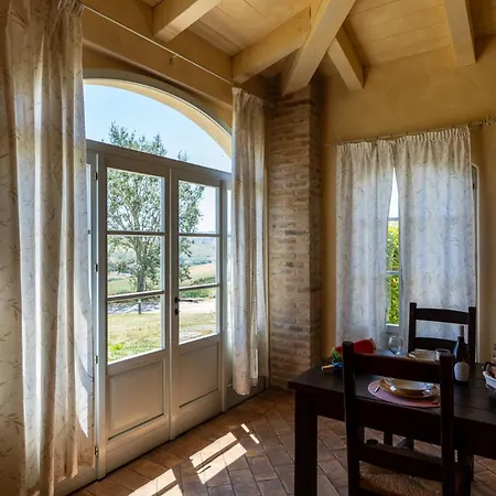 Appartamento Con Piscina In Càbrandano Nelle Marche Italy