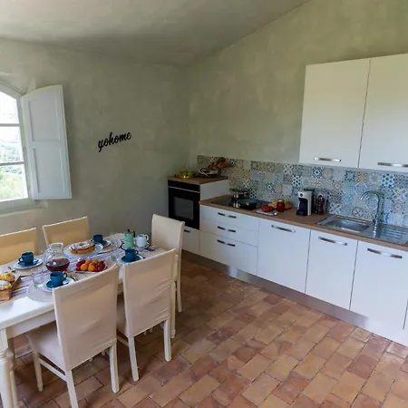 Con Piscina In Càbrandano Nelle Marche Italy *