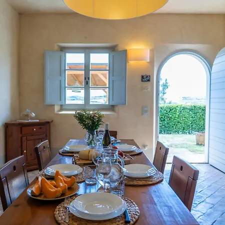 Con Piscina In Càbrandano Nelle Marche Italy * Montecalvo in Foglia