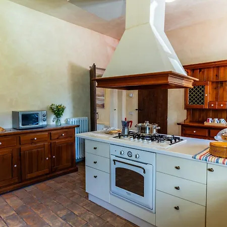 Con Piscina In Càbrandano Nelle Marche Italy Appartamento *