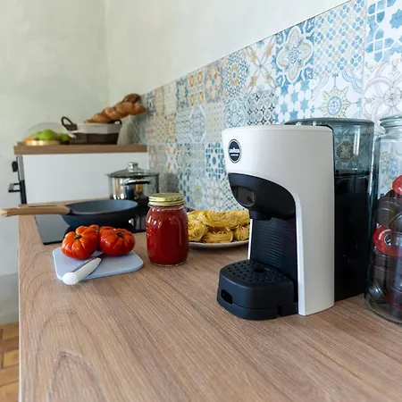 Con Piscina In Càbrandano Nelle Marche Italy