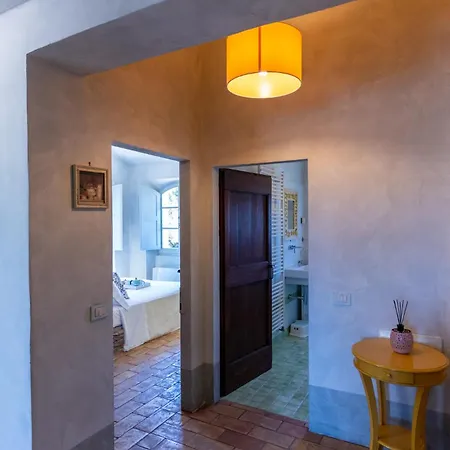 Appartamento Con Piscina In Càbrandano Nelle Marche Italy Montecalvo in Foglia