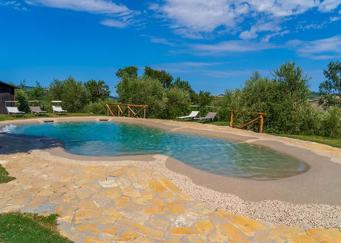 Cabrandano Con Piscina Tra Pesaro E Urbino *